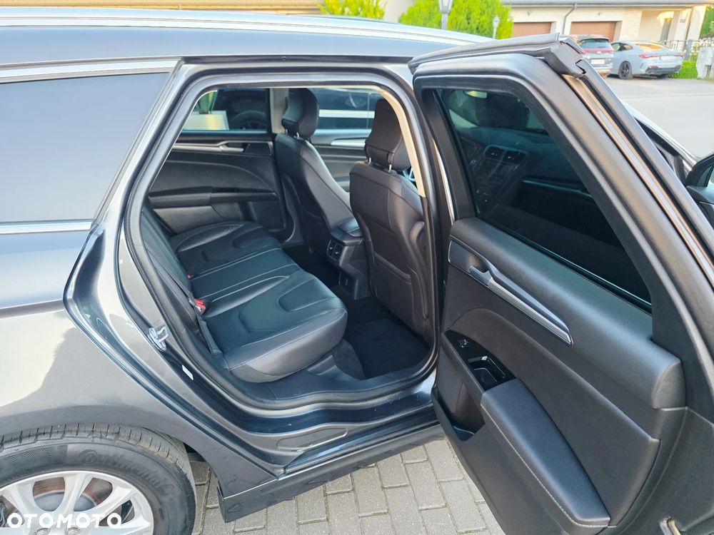 Ford Mondeo Turnier 1.6 TDCi ECOnetic Start-Stopp Titanium - 38