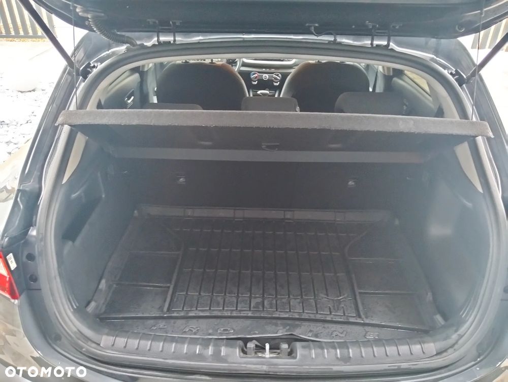 Kia Stonic 1.0 T-GDI M DCT - 16