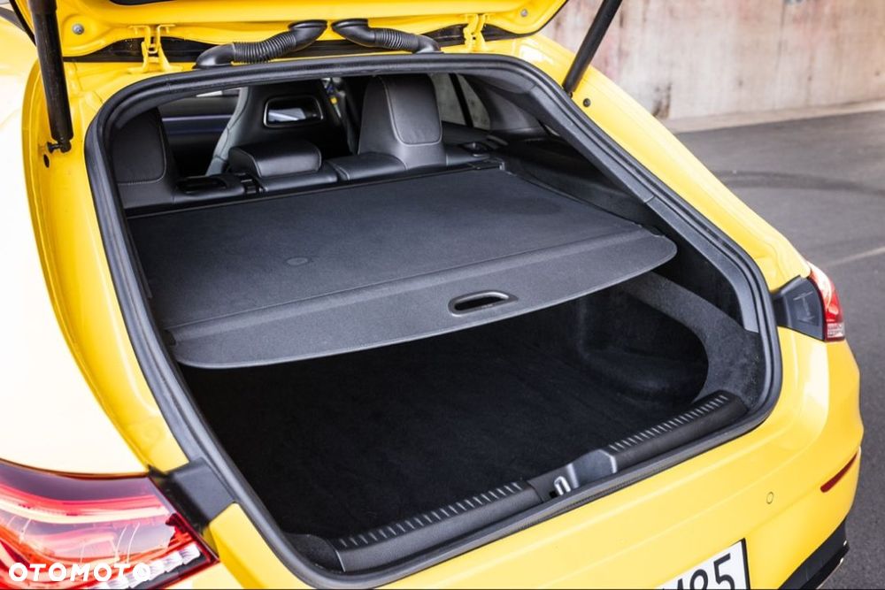 Mercedes-Benz CLA 200 AMG Line 7G-DCT - 12