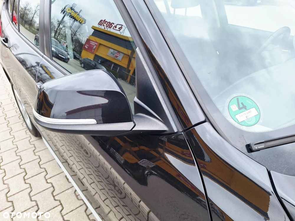 BMW X1 sDrive20d EfficientDynamics Edition xLine - 20