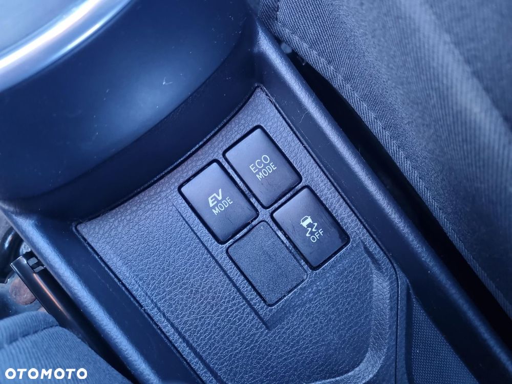 Toyota Yaris - 24
