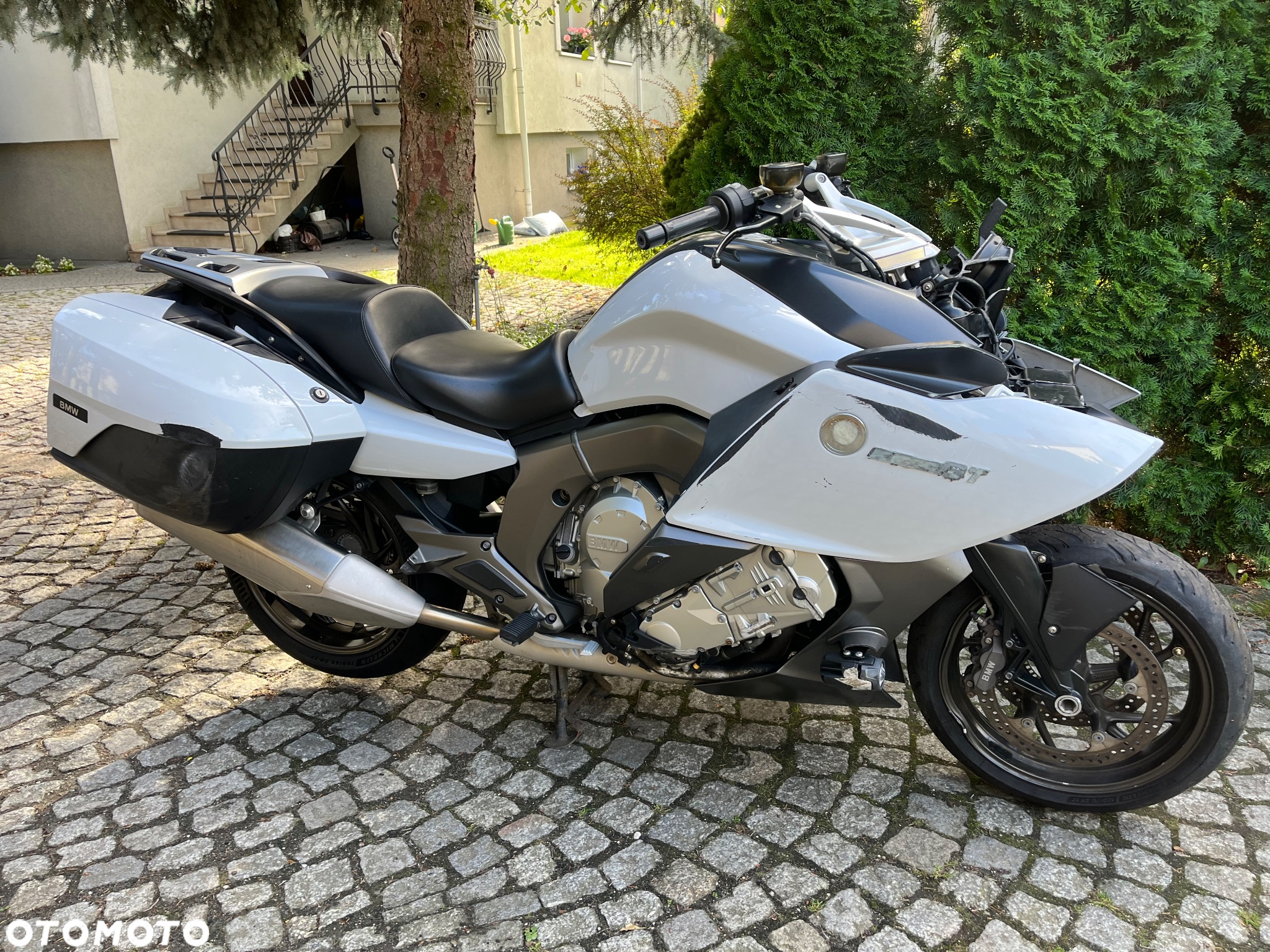 BMW K - 9