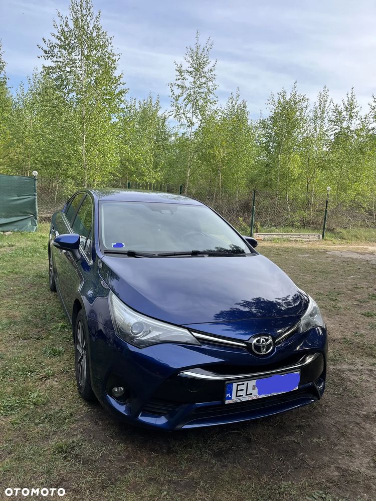 Toyota Avensis 1.8 Premium - 1