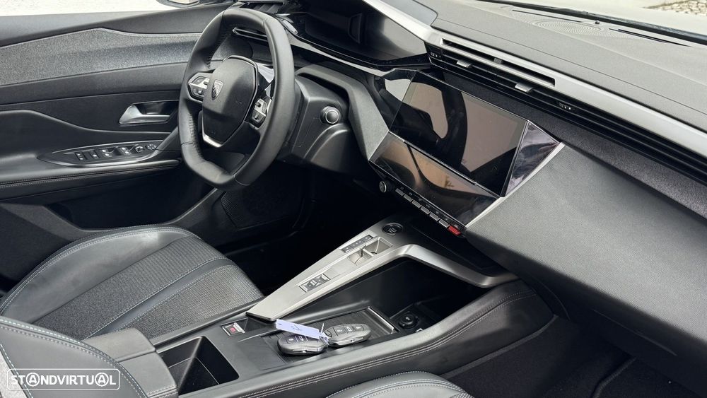 Peugeot e-308 54 kWh Allure - 9