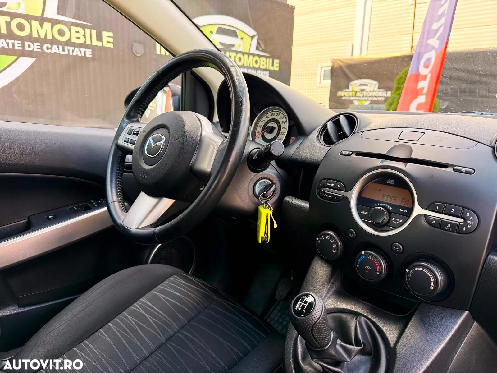 Mazda 2 - 9