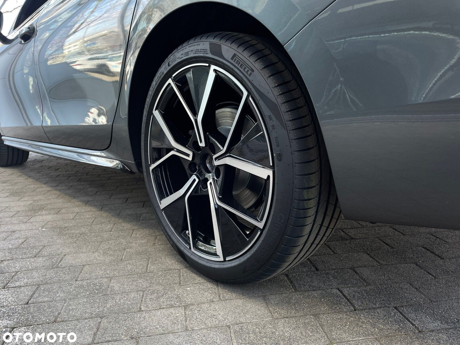 Volkswagen Passat - 36