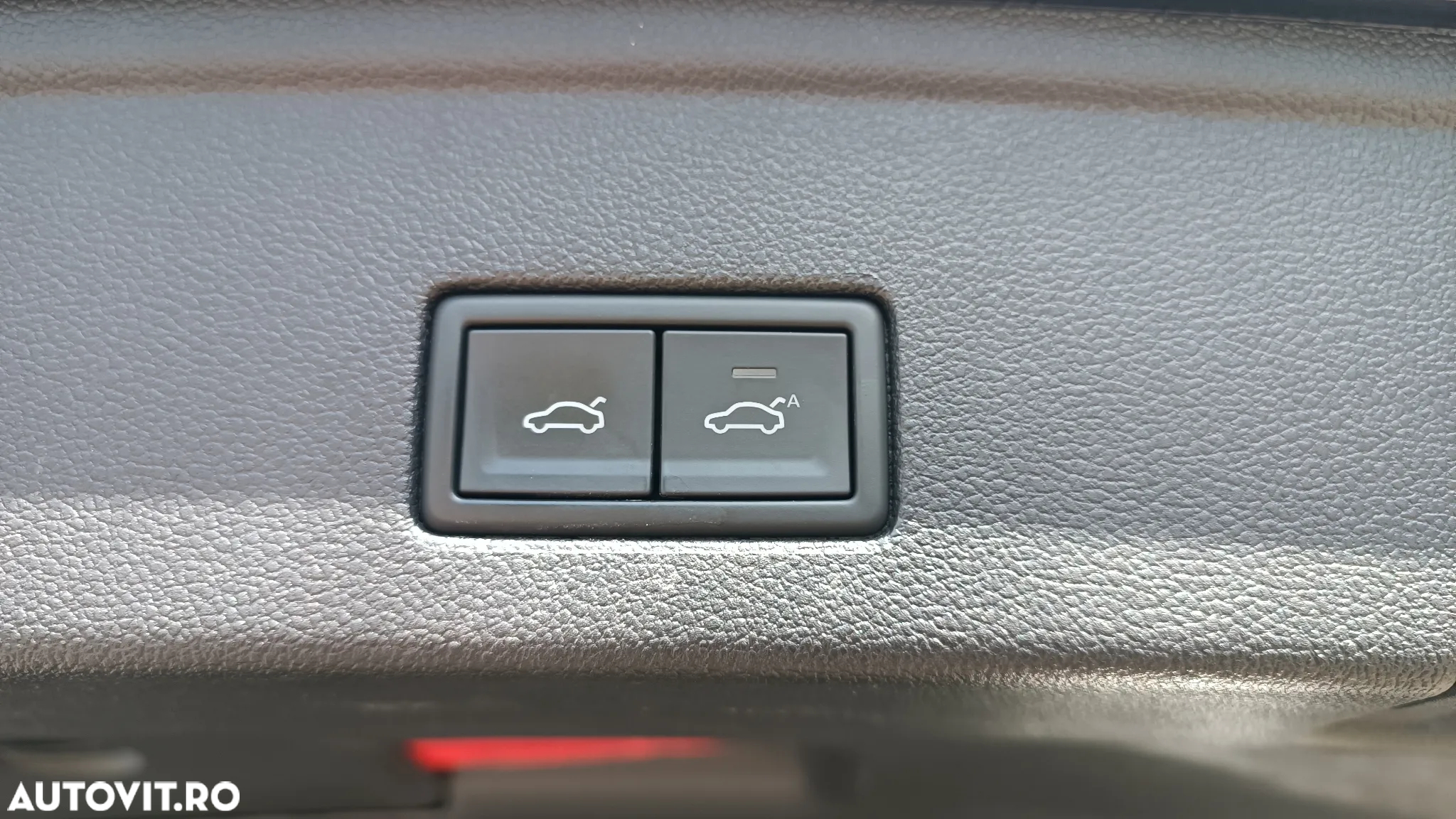 Volkswagen Touareg V6 TDI Elegance - 12