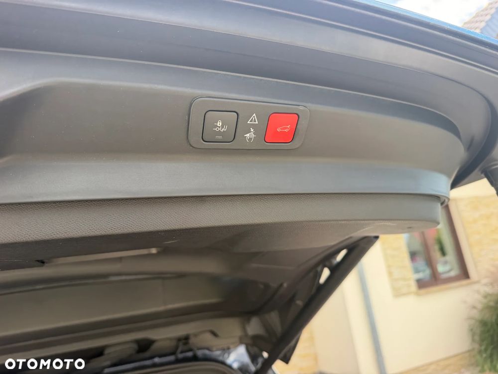 Peugeot 5008 - 19