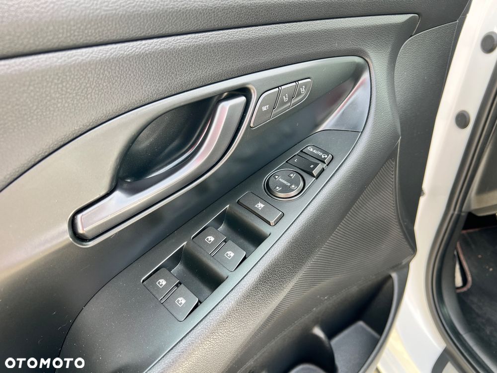 Hyundai i30 N 2.0 T-GDI Performance - 11
