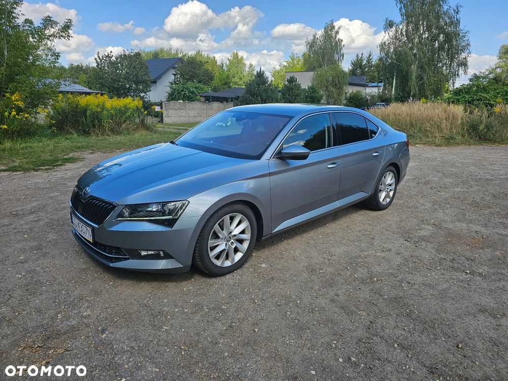 Skoda Superb 2.0 TSI DSG Ambition - 10