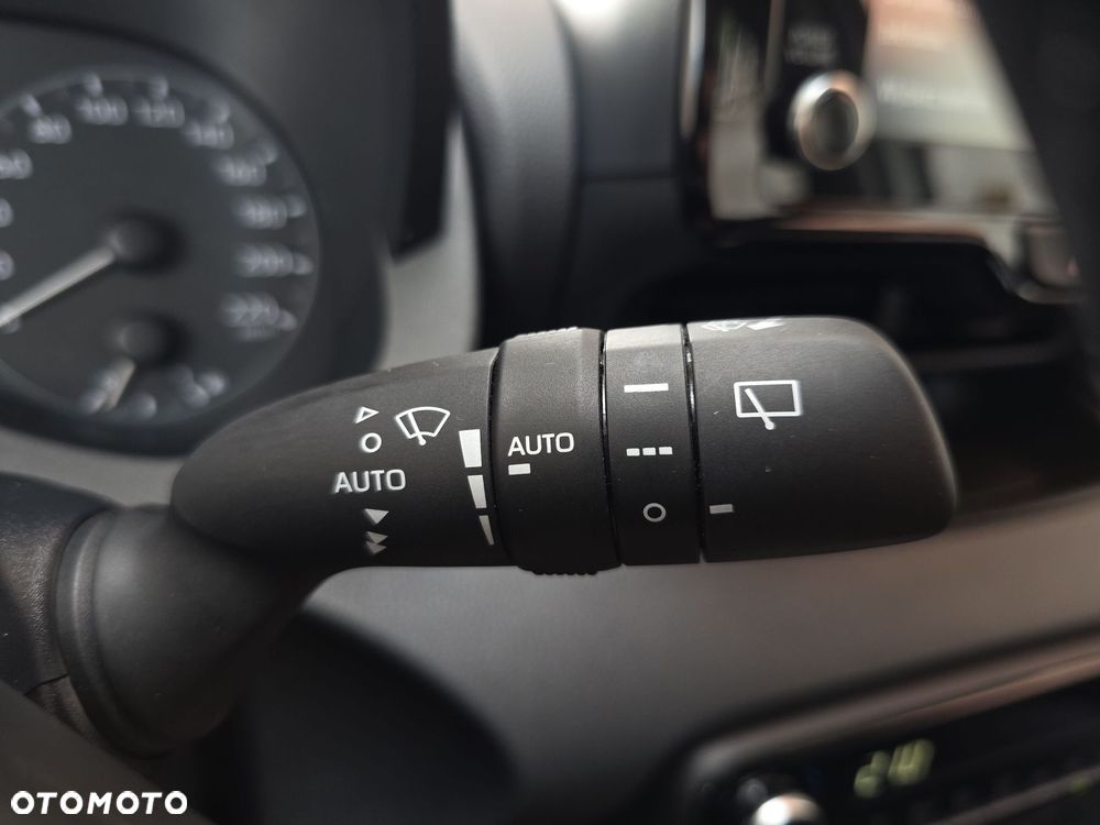 Toyota Yaris Hybrid 1.5 Comfort - 25