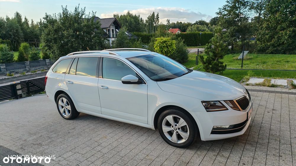 Skoda Octavia 1.4 TSI Edition DSG - 11