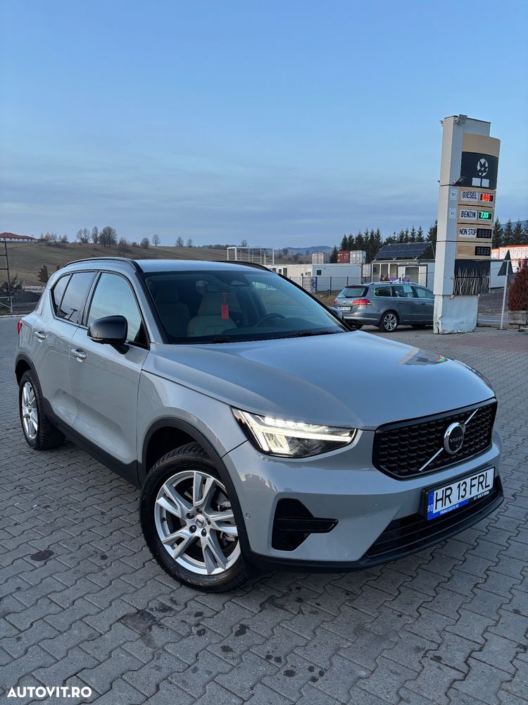 Volvo XC 40 B3 AT FWD MHEV Core - 1