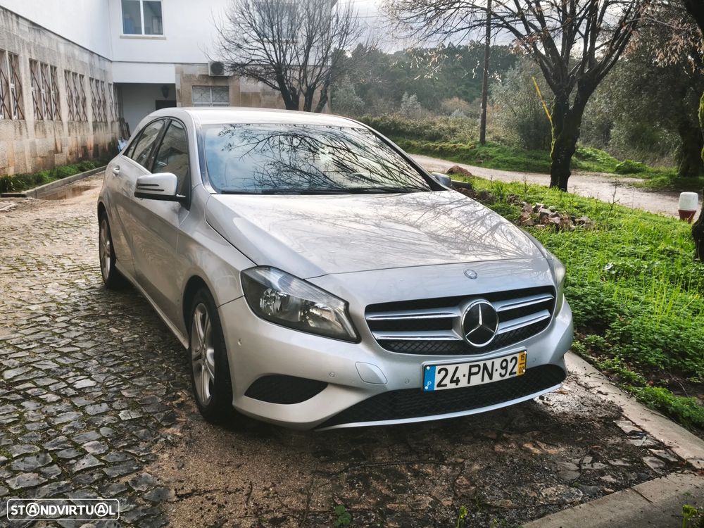 Mercedes-Benz CLA 180 d Shooting Brake Urban - 20