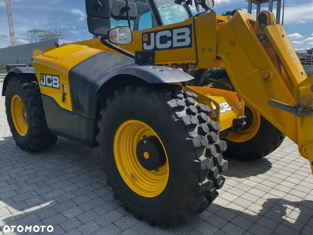 JCB 541-70 Agri Plus - 7