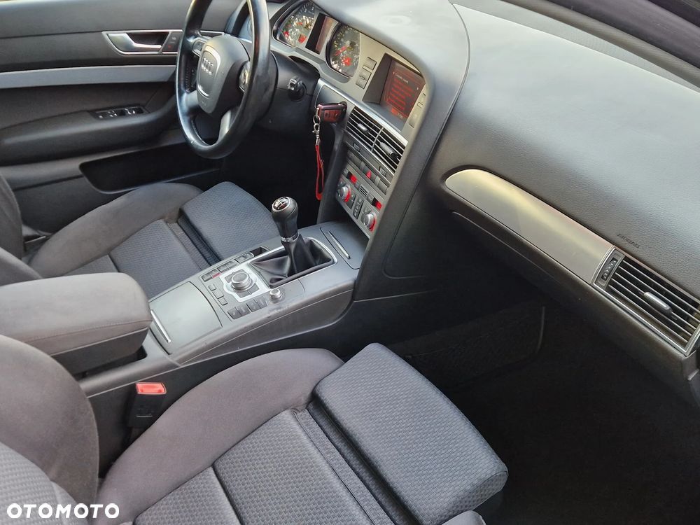 Audi A6 Avant 2.7 TDI - 16