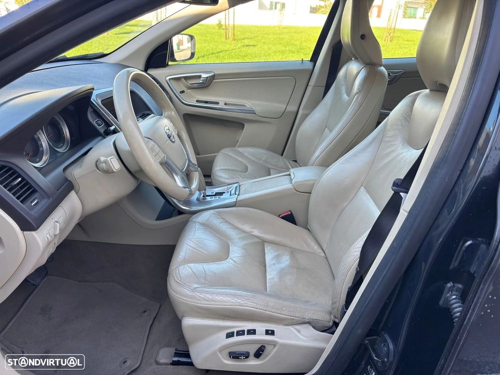 Volvo XC 60 2.0 D3 R-Design Geartronic - 20