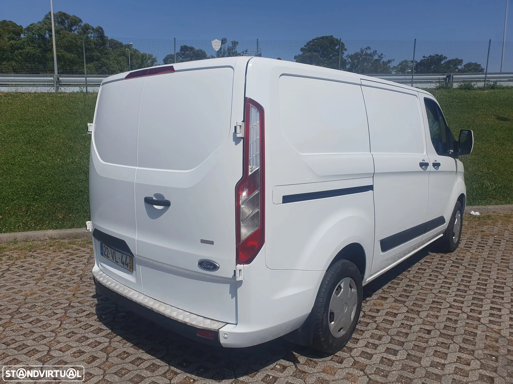 Ford Transit Custom 280L 2.0 TDCI - 3