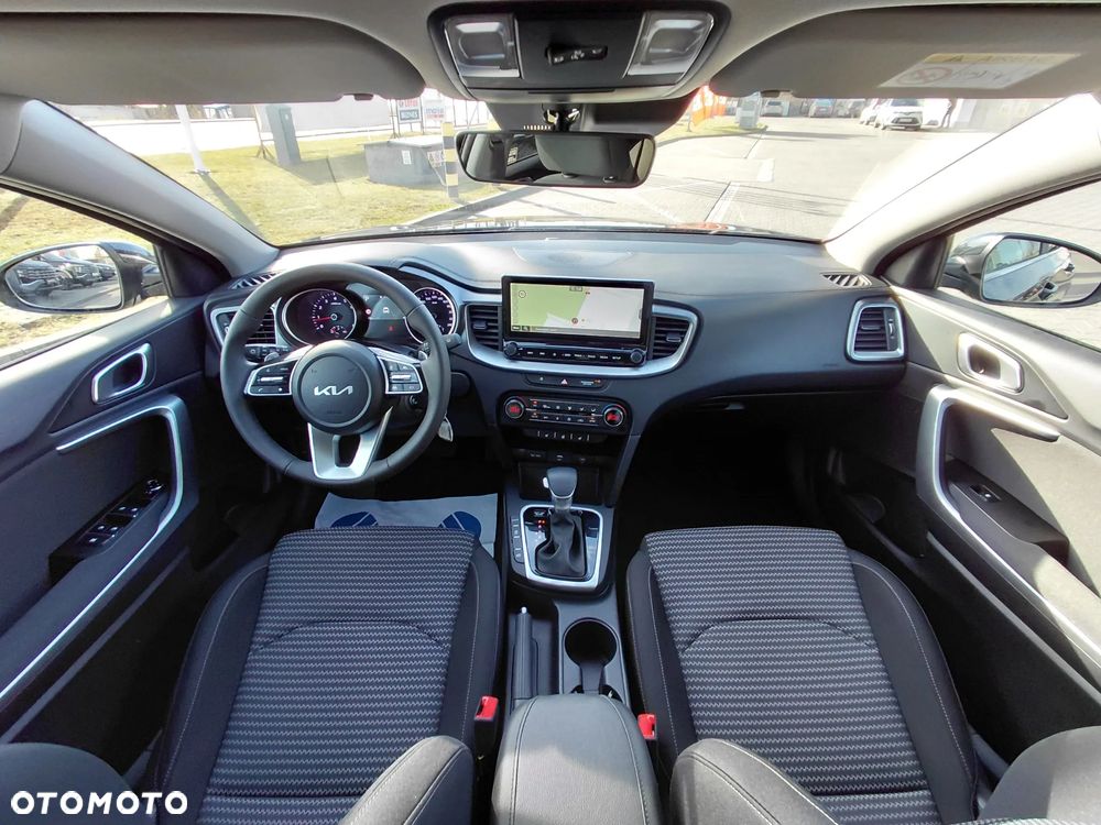 Kia XCeed 1.5 T-GDI M DCT - 11