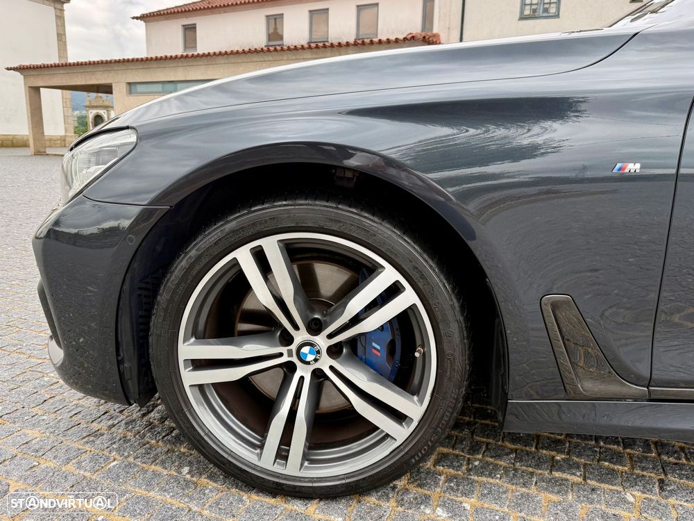 BMW 740 d xDrive Pack M Auto - 10