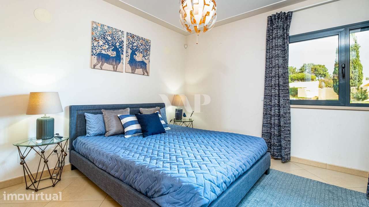 Moradia Geminada com 4 Quartos em Vilamoura - Grande imagem: 4/29