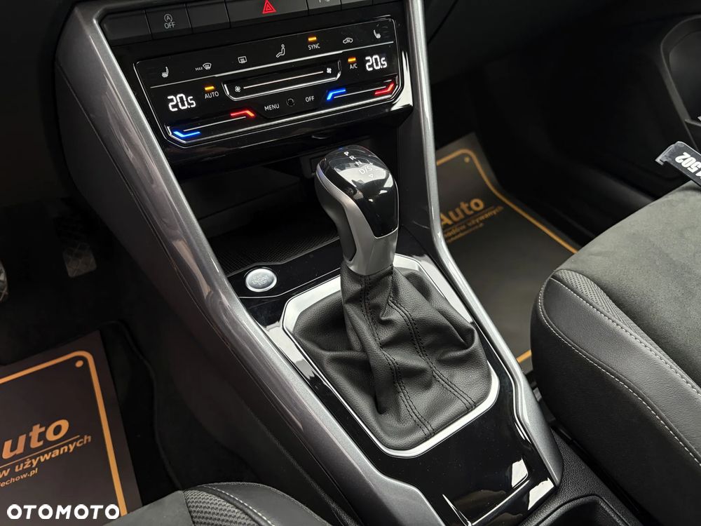 Volkswagen T-Roc - 32