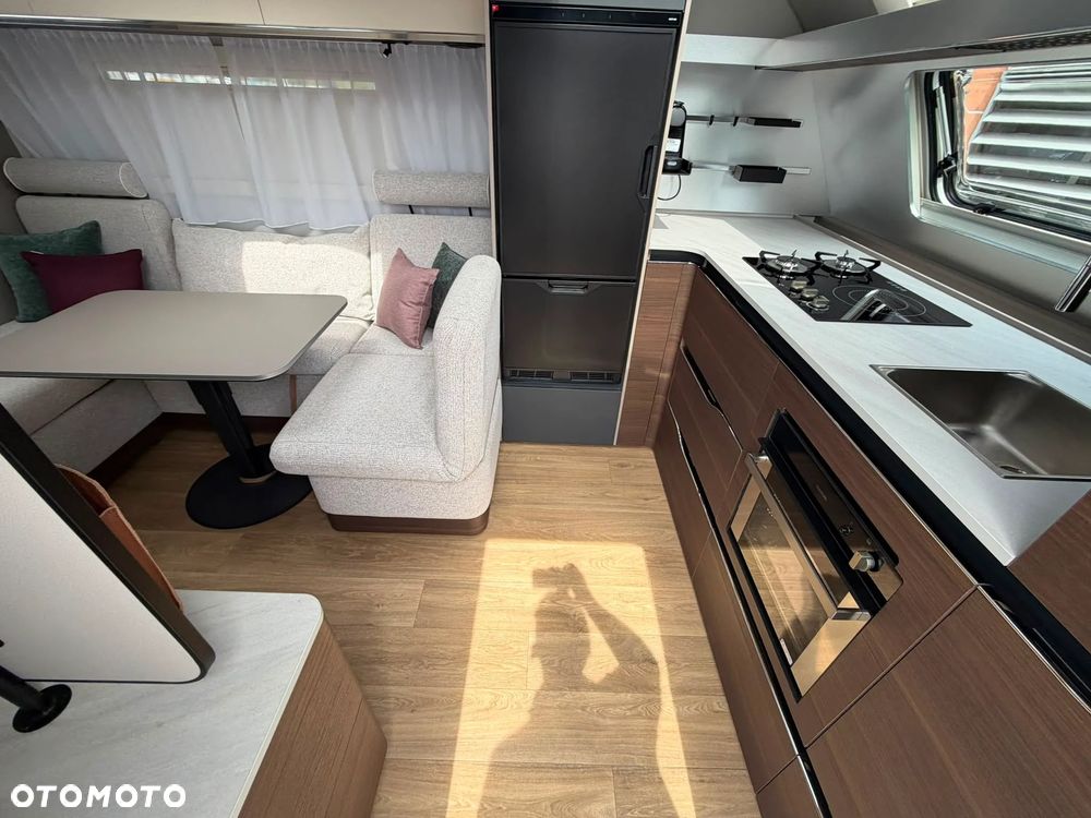 Adria ALPINA 663 HT - 9