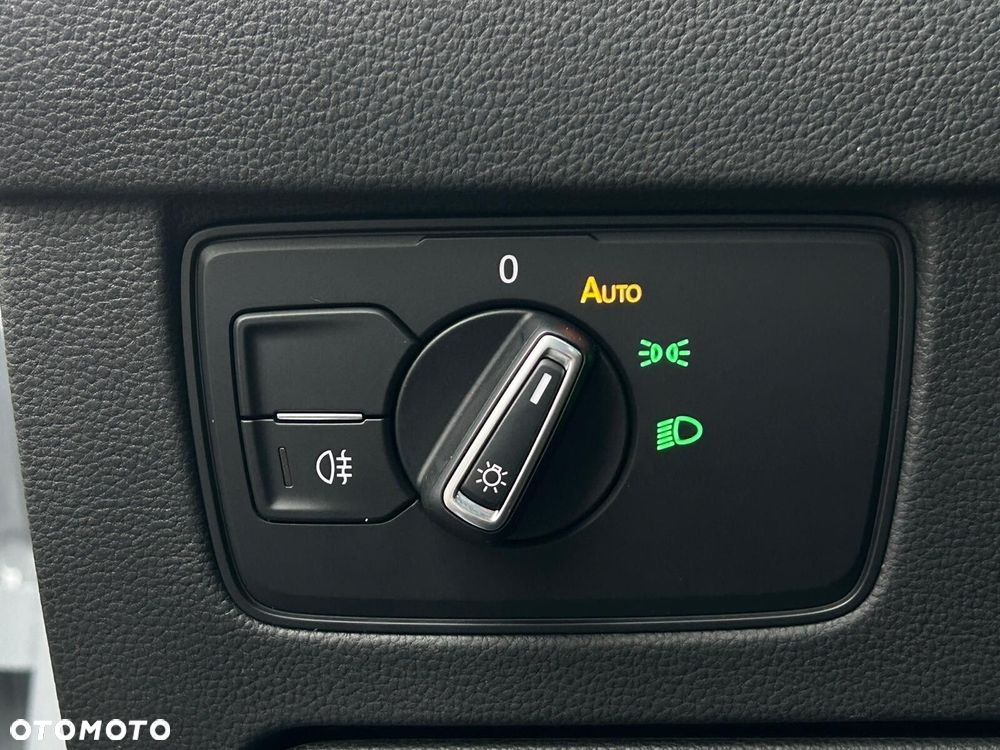 Volkswagen Passat - 20