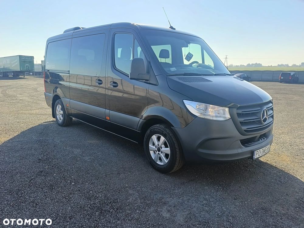 Mercedes-Benz Sprinter - 1