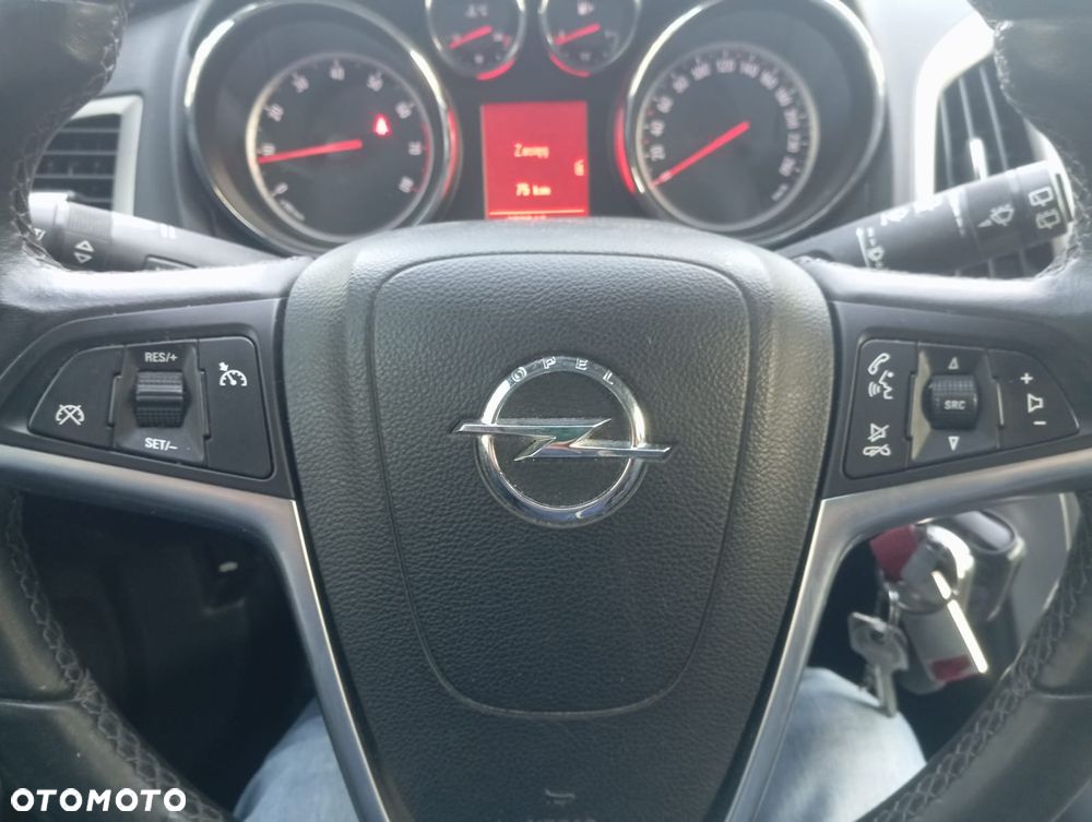 Opel Astra 1.4 EcoFLEX 150 Jahre - 8