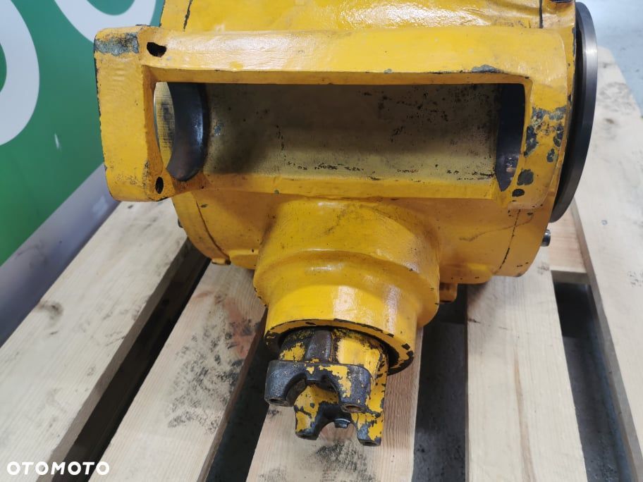 Atak kompletny JCB 530-70 {13X38 przód} - 3