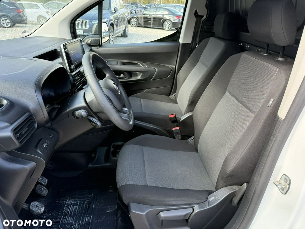Toyota Proace City - 8