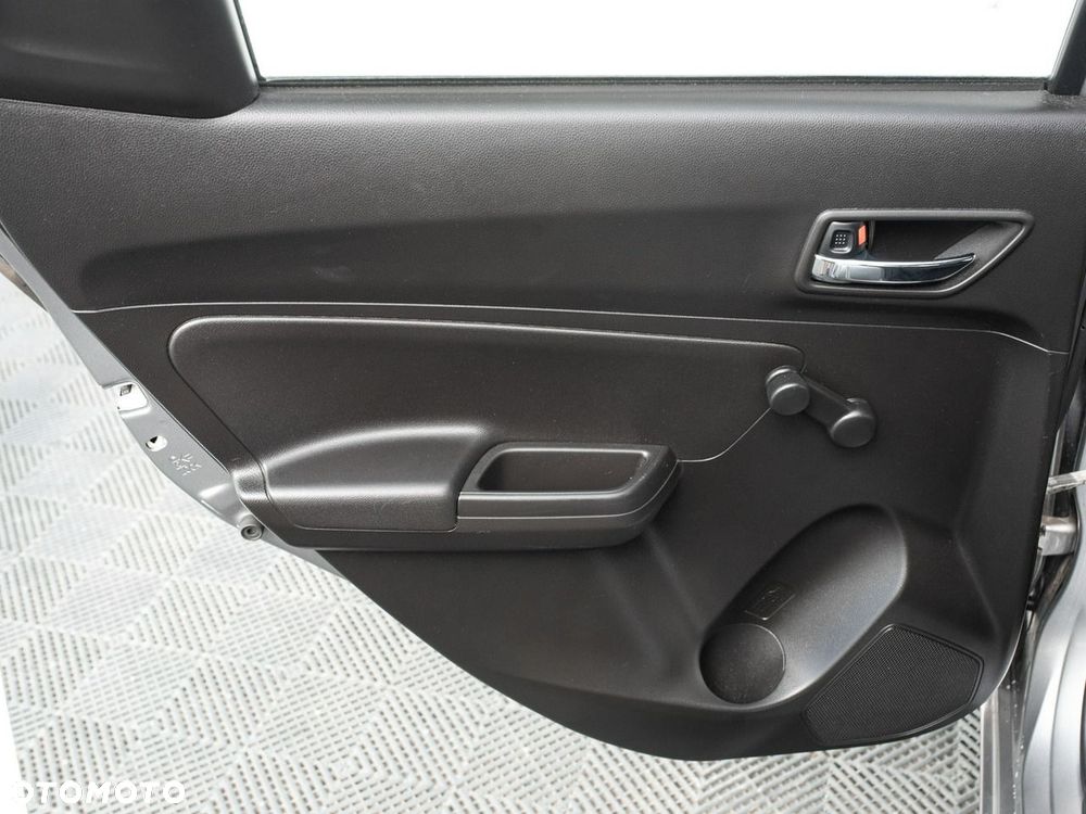 Suzuki Swift - 19