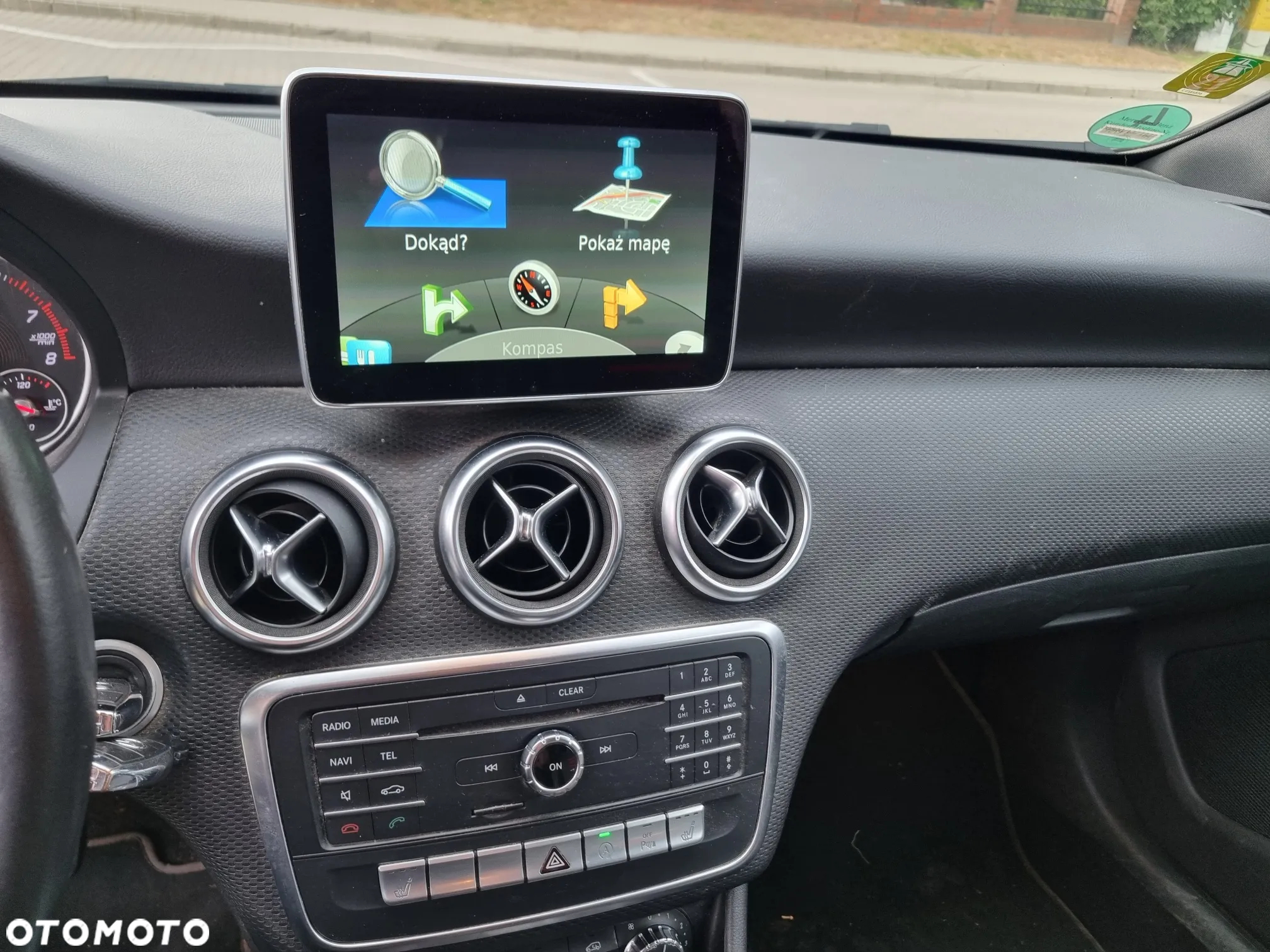 Mercedes-Benz Klasa A 180 (BlueEFFICIENCY) Urban - 11