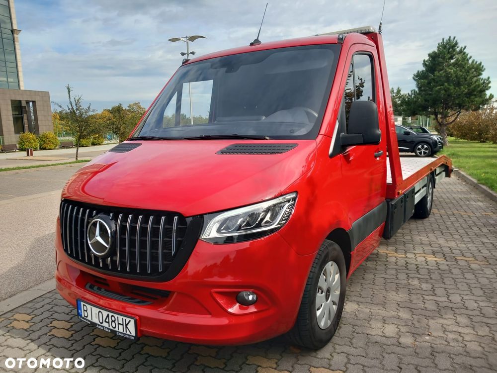 Mercedes-Benz Sprinter - 2