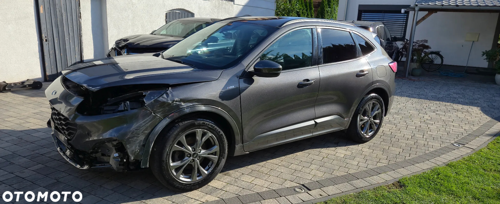 Ford Kuga 1.5 EcoBlue FWD ST-Line X - 2