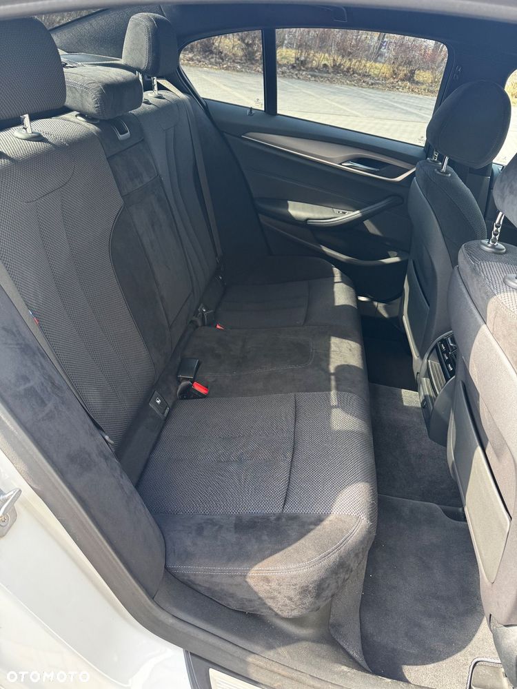 BMW Seria 5 520d xDrive M Sport sport - 16