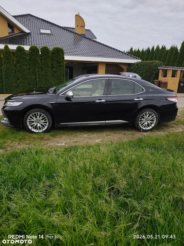 Toyota Camry 2.5 Hybrid Executive CVT - 10