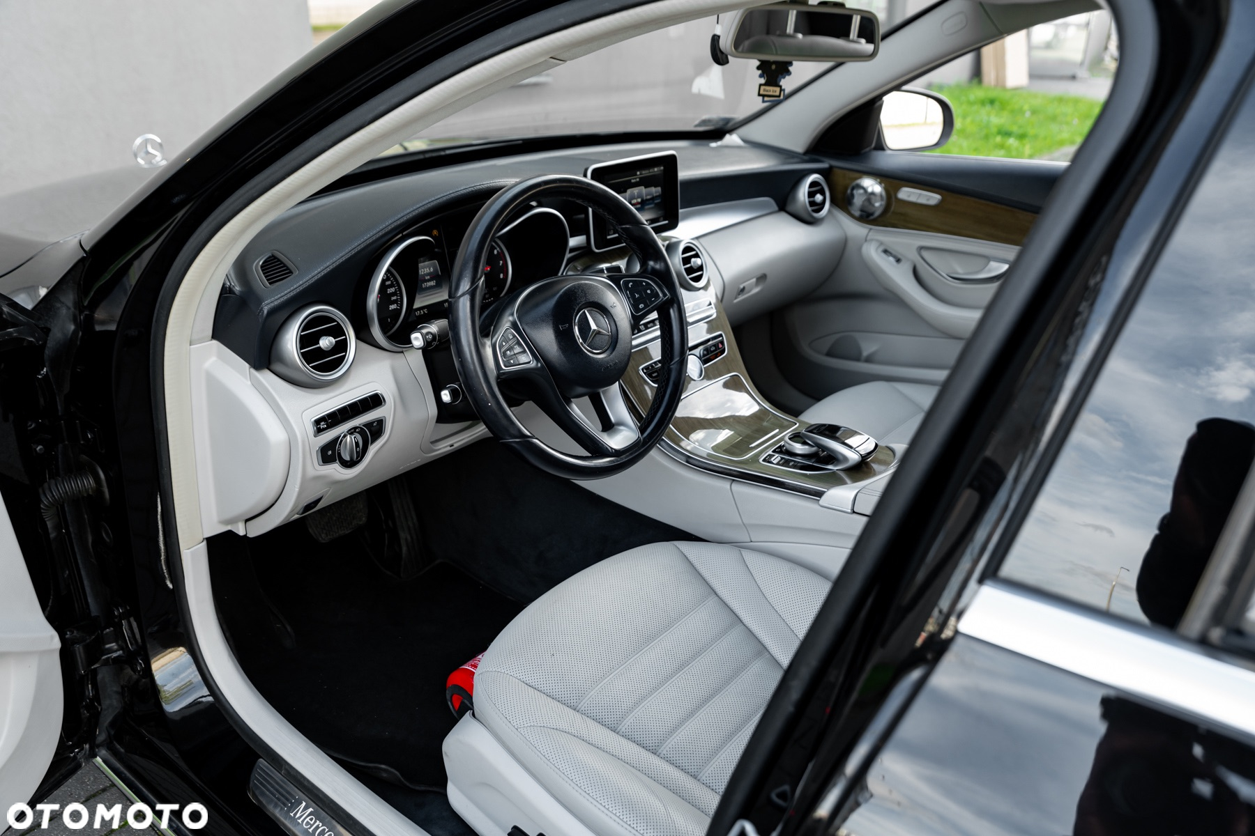 Mercedes-Benz Klasa C 250 7G-TRONIC - 18