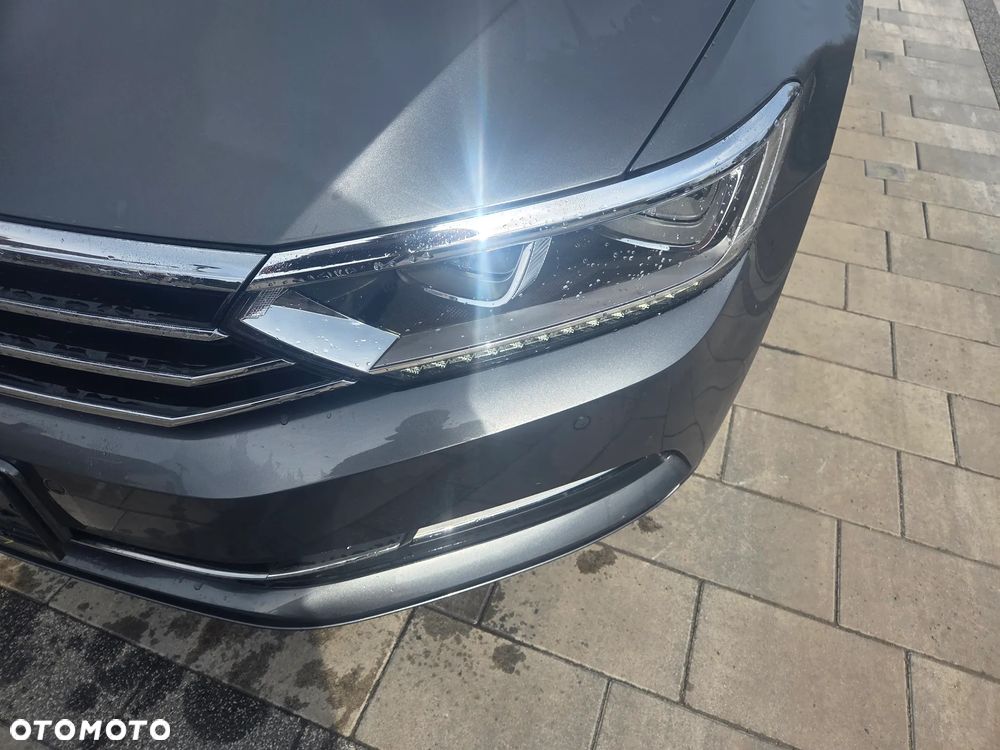 Volkswagen Passat 2.0 TDI SCR 4Mot DSG Comfortline - 10
