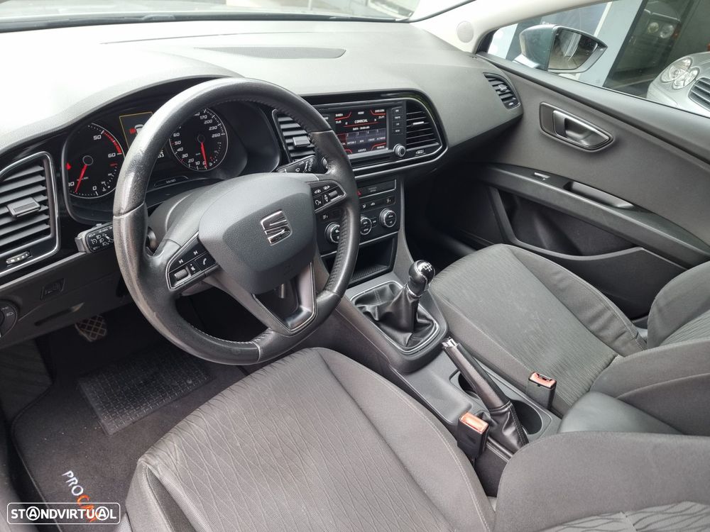 SEAT Leon ST 1.6 TDI Style Ecomotive - 4