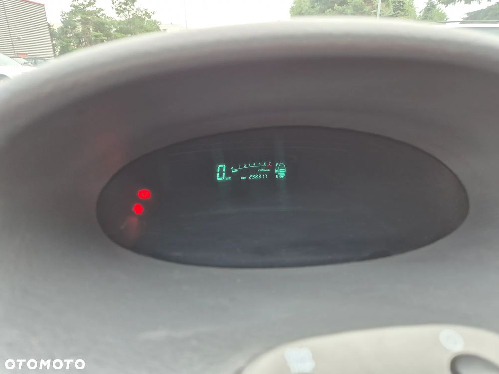 Toyota Yaris - 20