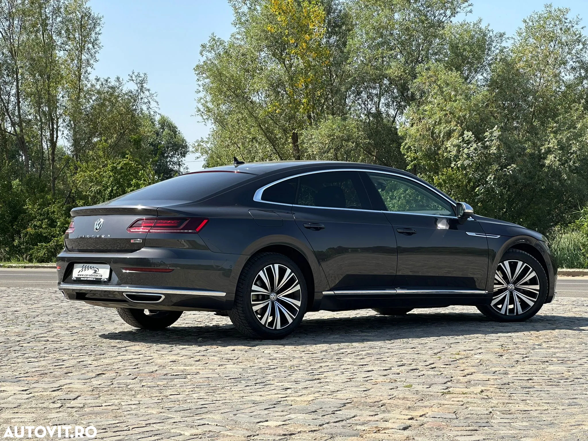 Volkswagen ARTEON 2.0 TDI DSG 4Motion Elegance - 5