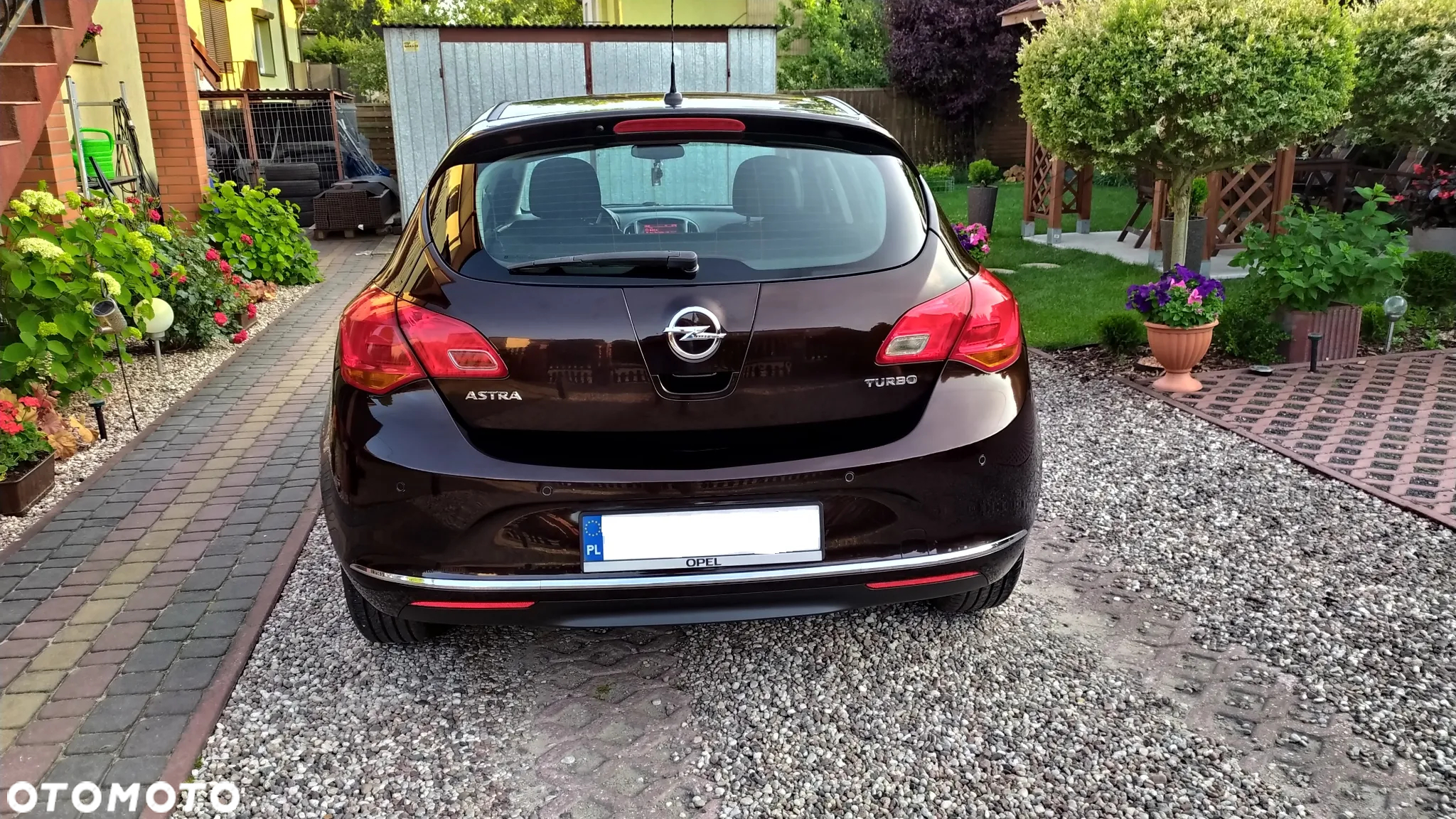 Opel Astra IV 1.4 T EU6 - 15