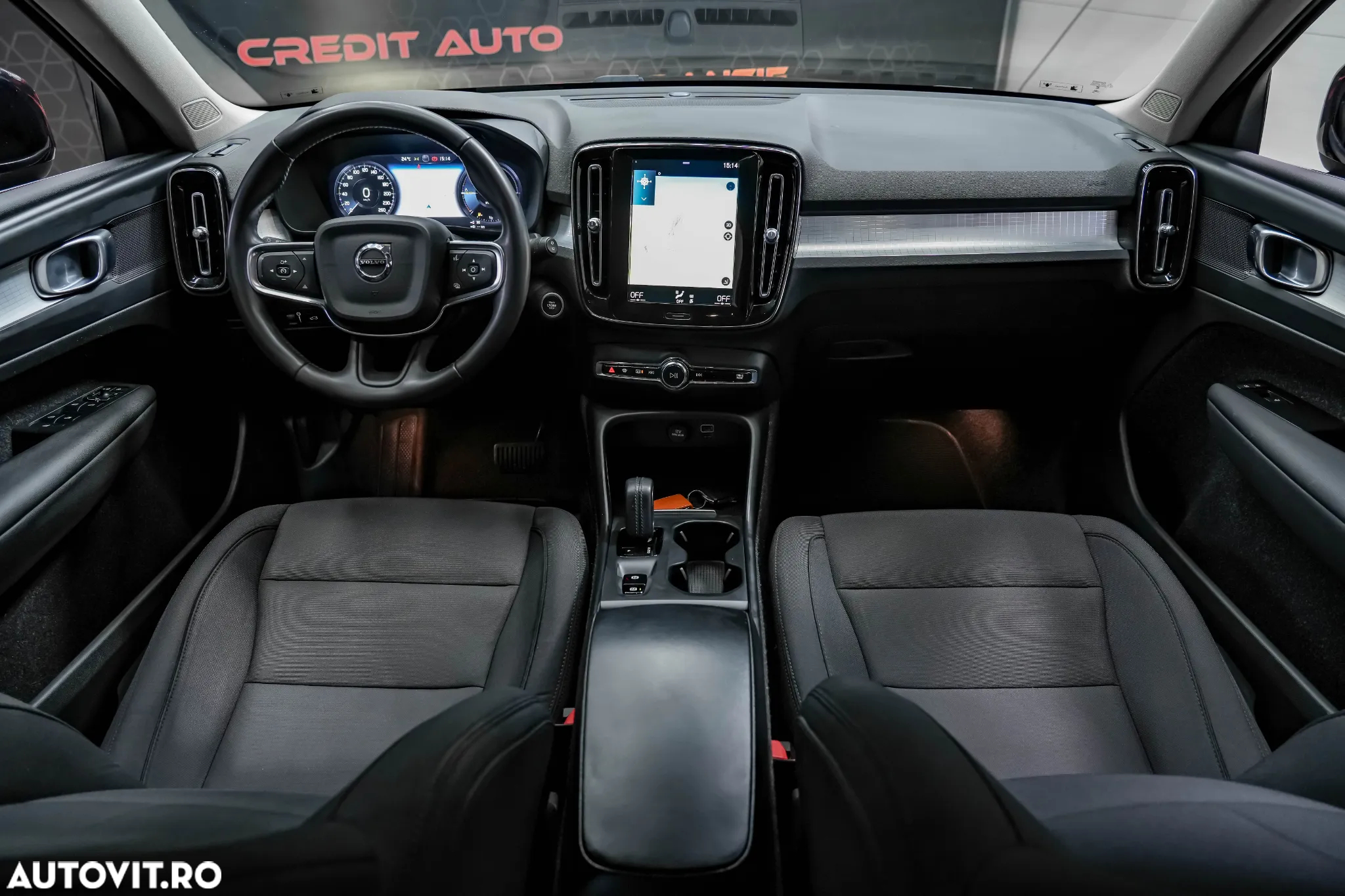 Volvo XC 40 Recharge T5 Twin Engine AT7 Inscription Expression - 3