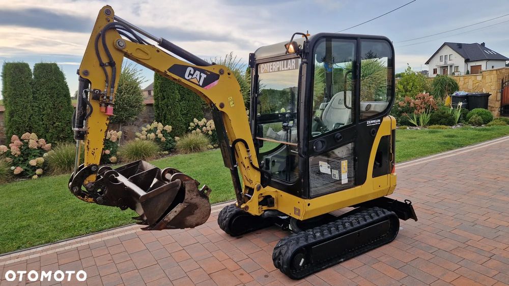 Caterpillar 301.8 C - 18