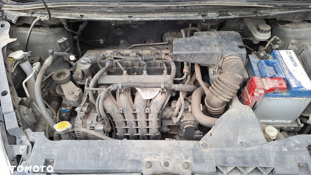 Mitsubishi Colt - 8