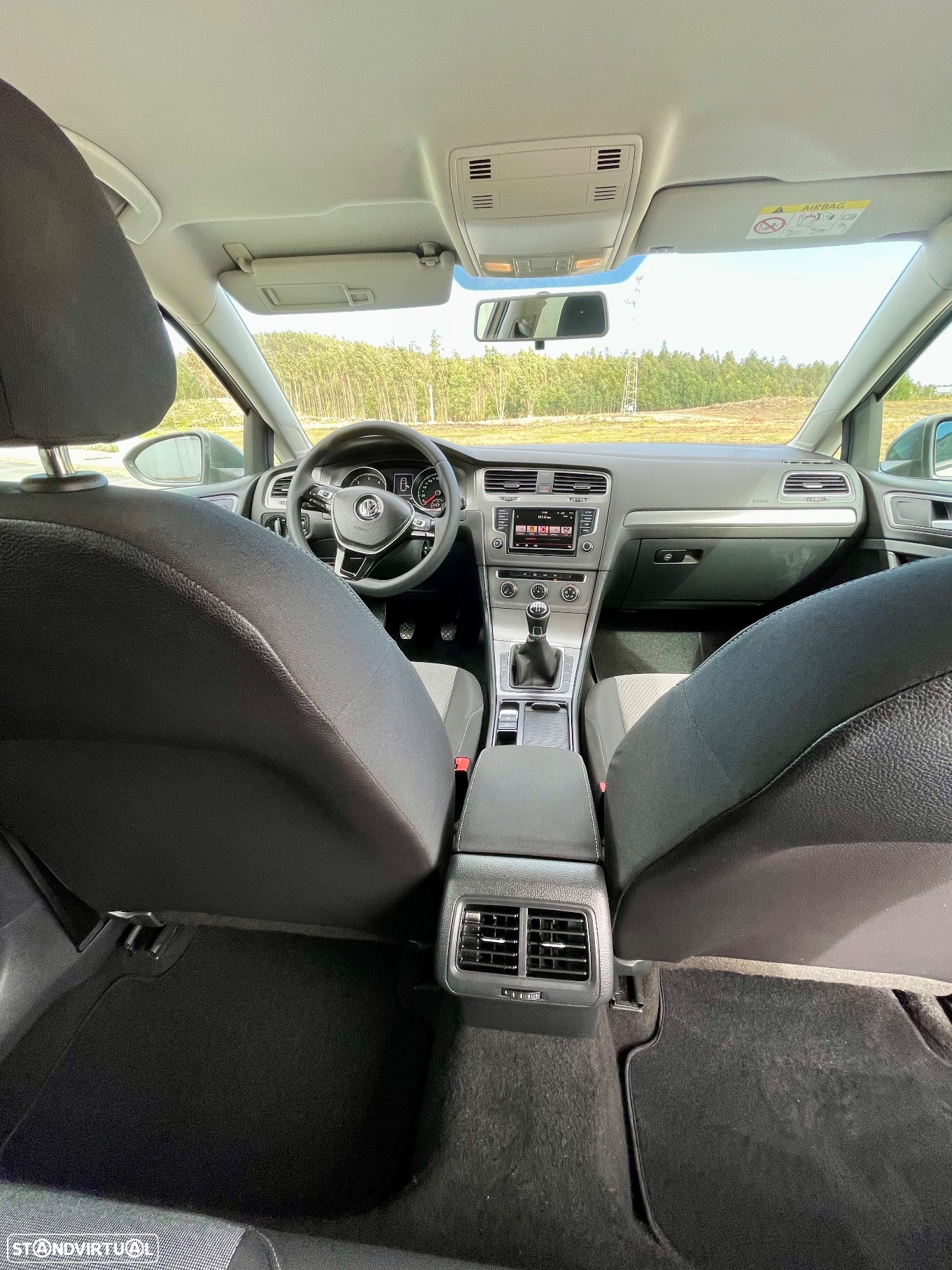 VW Golf 1.6 TDi Trendline - 32