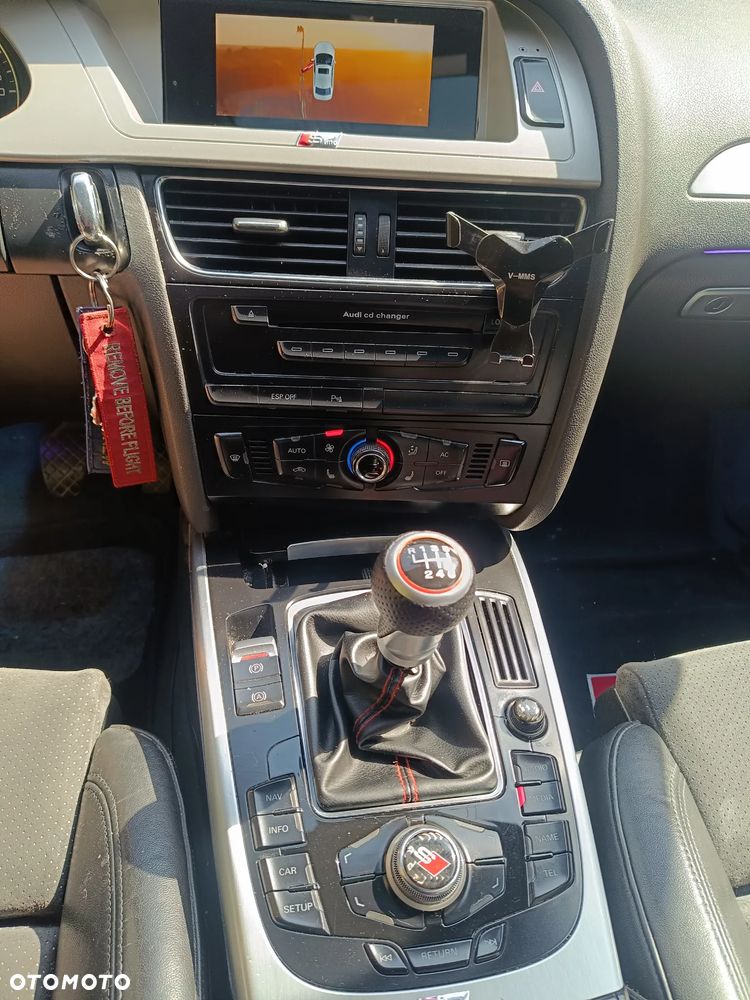 Audi A4 Avant 2.0 TDI - 16