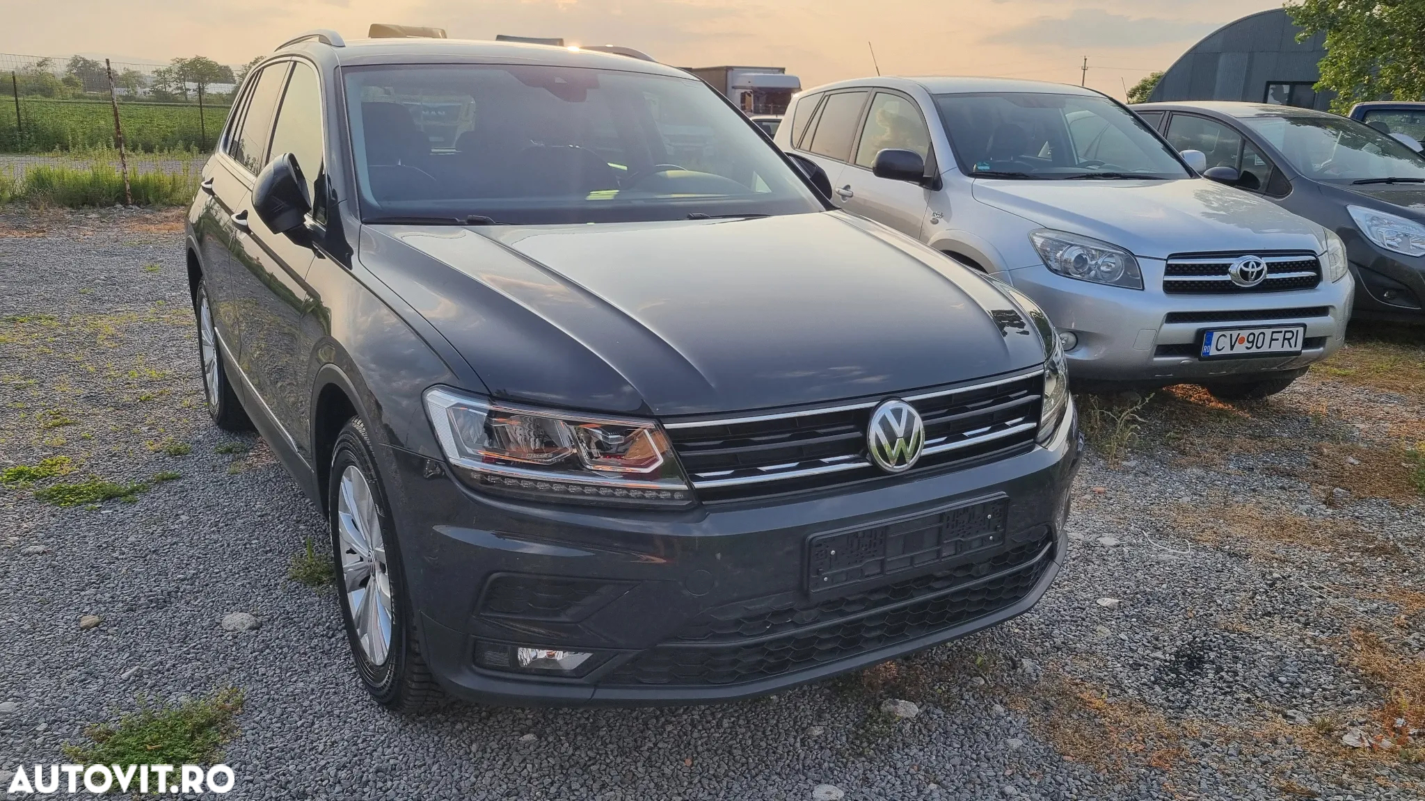 Volkswagen Tiguan 2.0 TDI SCR 4MOTION (BlueMotion Tech) Comfortline - 35